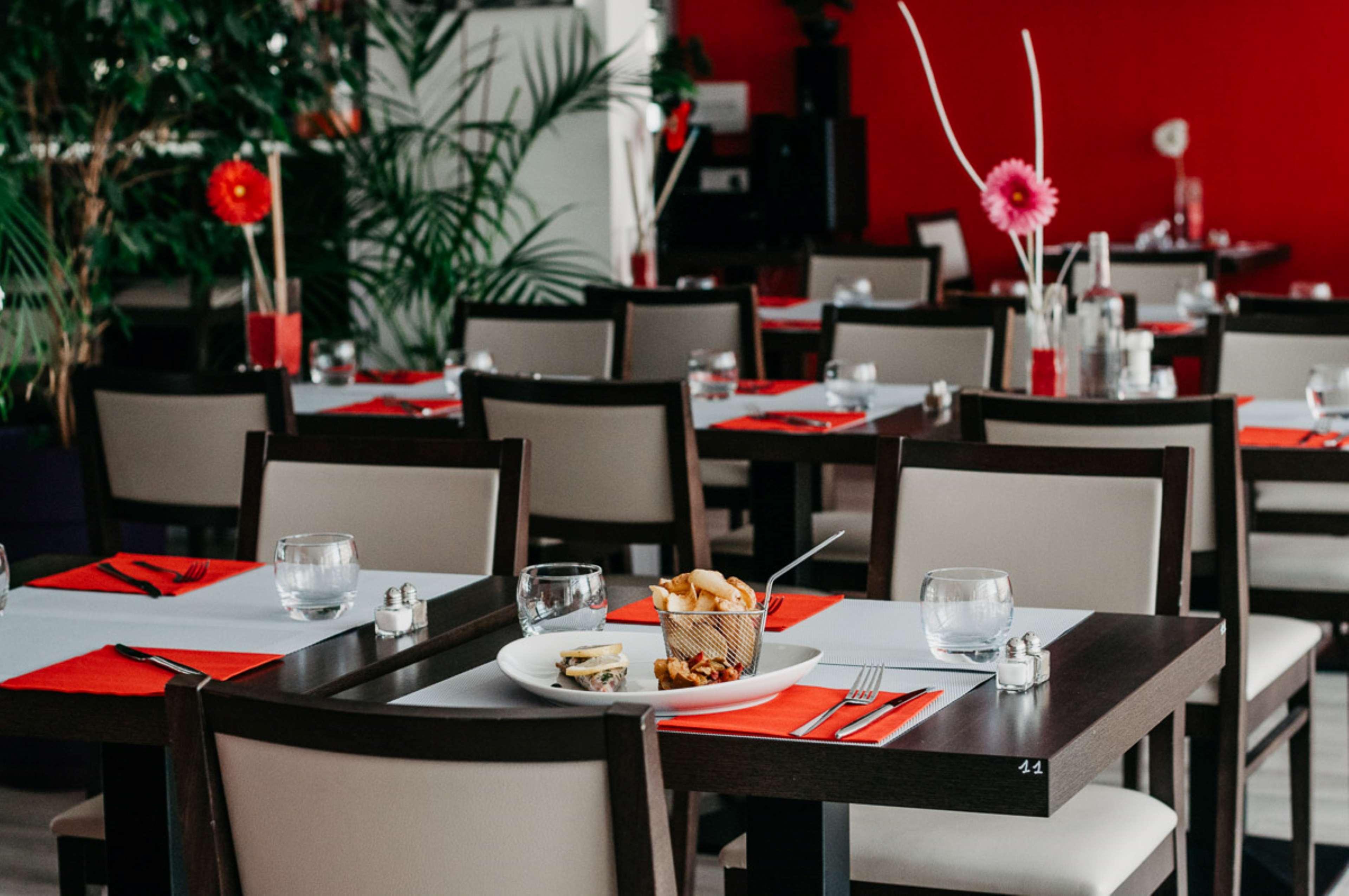 Best Western Hotel Des Thermes - Balaruc Les Bains Sete Bagian luar foto